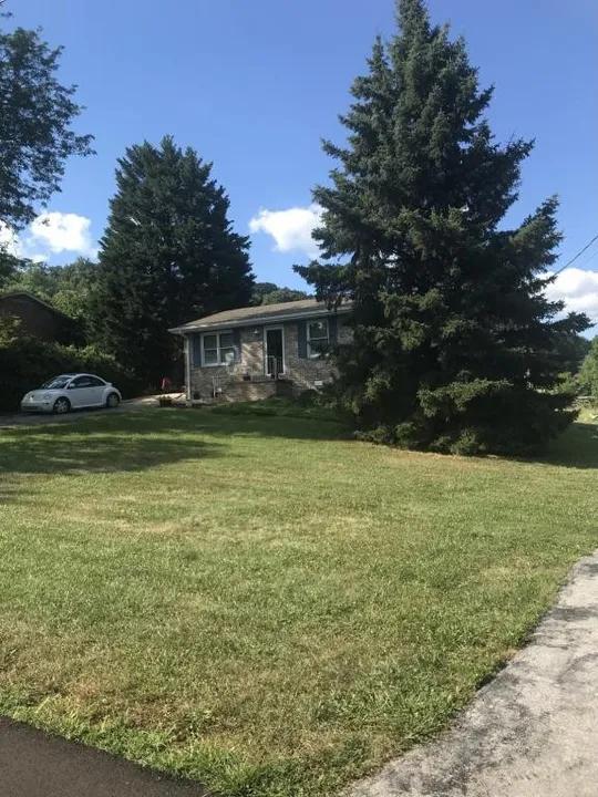 250 Flat Creek Ln